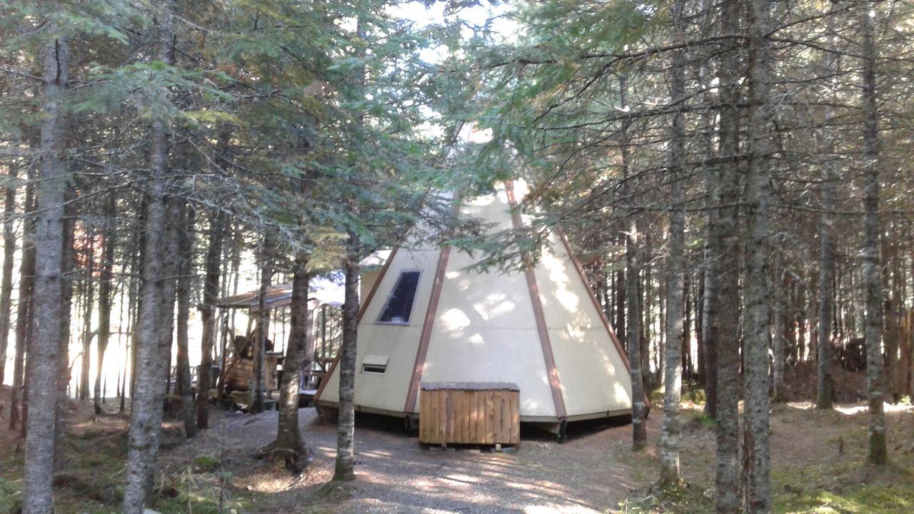 Aux Tipis De La Riviere Sauvage Βίλα Saint Romain Εξωτερικό φωτογραφία